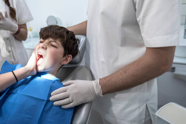 Best Emergency Dental Care for Broken or Chipped Teeth in Sierra Vista, AZ